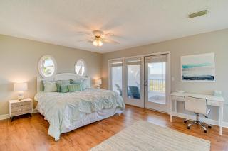 Walk to Beach Home with Pool Access in Gulf Shores! - Gulf Shores - 3