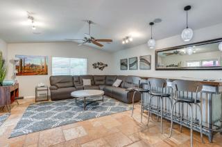 Game Room and Pool Pet-Friendly Home in Scottsdale - Scottsdale - 7