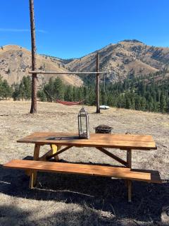 Tent 1 Oxen-Le-Fields Montana - 2