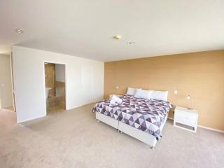 The Peninsula Grande - 4