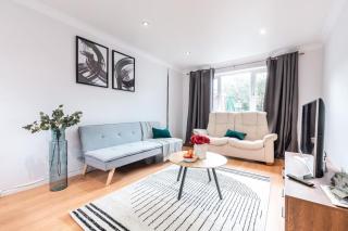 Beautiful 3 Bed Home in Porchester near Portsmouth - Portchester - 2