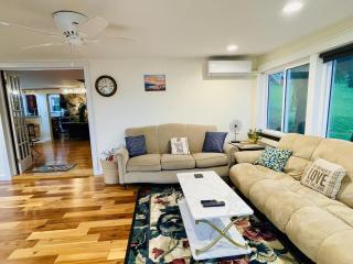 4 Bedroom 2 Bathroom Lake Heaven with 50ft lakefront on Honeoye lake - Honeoye - 5