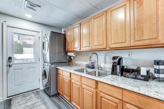 2 Blocks to Beach Apt with Grill in Ocean Gate! - Ocean Gate - 1