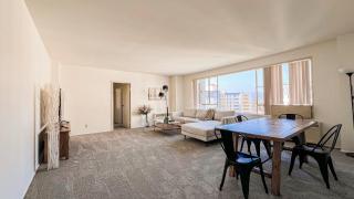 Stylish Apartment Walking Distance to The Grove - Los Angeles - 6