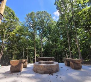 The Quana - Hot tub, fire pit, and Huge Entertainment Area - Logan - 3