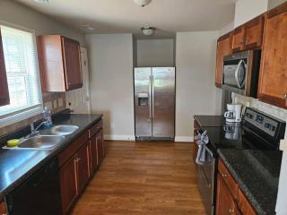 Private Villa - 3 Bedroom House - Raleigh - 7