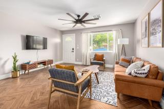 Eclectic Escape Wpool, Yard Games- Old Town5min - Scottsdale - 7