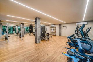 Art Design Loft with Pool, Big Gym, SPA, Hot Tub - 3