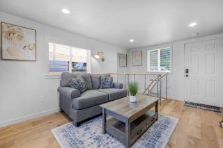 Rucker Avenue Cozy Bungalow - Everett - 2