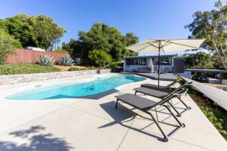 Mid-century Masterpiece With Pool , Spa & Tesla - Escondido - 0