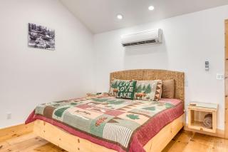 Cottage Like Suite with Private Hot Tub - Bass Lake - 3