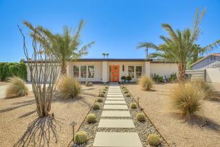 about 4 Mi to Dtwn Dog-Friendly Palm Springs Oasis! - Palm Springs - 9