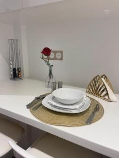 Trendy ,quit and chic - Paris - 5