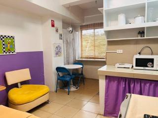 Funky Retro Studio Apt Netflix Parking Antipolo Taytay - Taytay - 9
