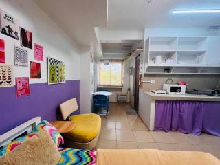 Funky Retro Studio Apt Netflix Parking Antipolo Taytay - Taytay - 5