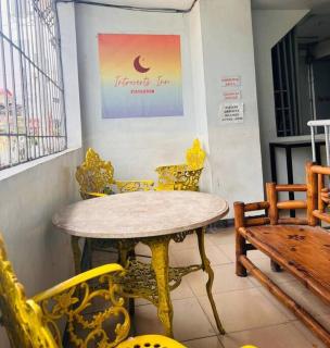 Funky Retro Studio Apt Netflix Parking Antipolo Taytay - Taytay - 4