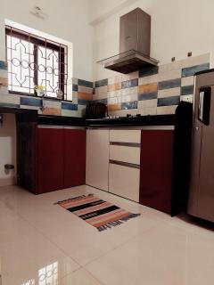 GoanHideaway Uno - Cozy 1BHK with Pool and Wifi - 10 Mins to Vagator - 8