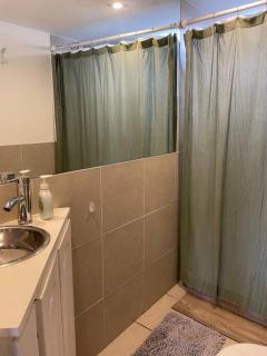 Cabaña balcón de potrerillos 2 habitaciones vista al lago y montañas - 4