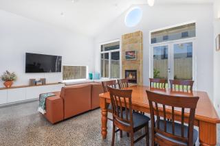 The Sunshine House - Warrnambool - 8
