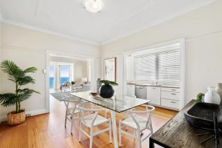 Stunning Ocean Front Manly Shelly Beach - Sydney - 7