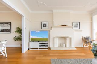 Stunning Ocean Front Manly Shelly Beach - Sydney - 8