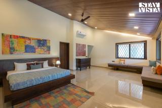 StayVista's Casa Ember - Relax with a Pool Table, Gazebo, and Inviting Swimming Pool - Lonavala - 2