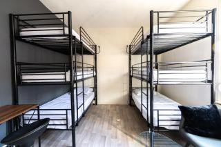 Chambre avec 6 lits chez l'hôte - 7