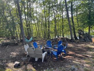 Modern Lakefront Oasis Relaxing Hot Tub Sauna Game Rooms Stunning Views! - East Stroudsburg - 8