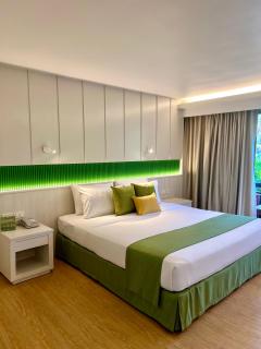 The Green Park Resort - 6