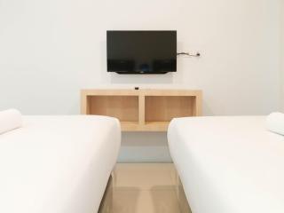 Cozy Studio Room at De Prima Apartment By Travelio - 5