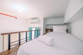 Best Homey and Cozy Studio at Dave Apartment By Travelio - 0