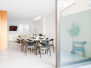 Chic Abode in Trendiest Suburb - Sydney - 8