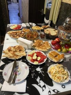 Dadu Guest house - - 8