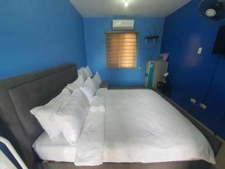 Lucena Meg's Studio Apmnt VIP rm-Near SM-Wifi - Ilayang Dupay - 0