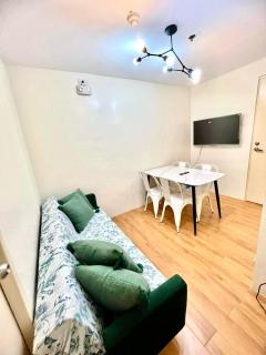 Seawind Condo 2 Bedroom Partly Facing Samal View - Davao - 3