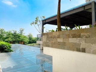 Homey Studio No Kitchen at Gateway Park LRT City Bekasi Apartment By Travelio - Bekasi - 5