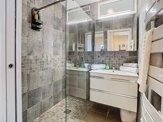 Croisette I - 4 pers - Front de mer - Climatisé - 6