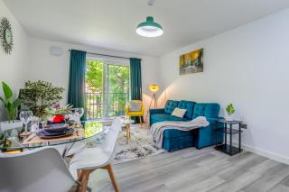 Ashview 01- Luxury - Free Parking - Staines upon Thames - 0
