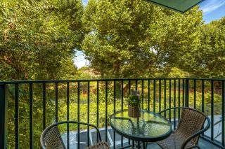 Ashview 01- Luxury - Free Parking - Staines upon Thames - 2
