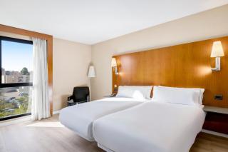 B&B HOTEL Zaragoza Los Enlaces Estación - Saragozza - 4