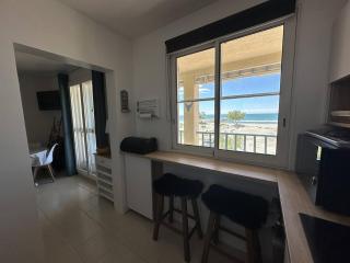 Appartement sur la plage - parking - terrasse vue mer - 1er étage - Saintes-Maries-de-la-Mer - 1