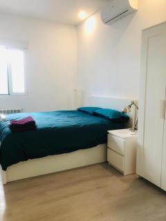 10' walk to Bernabeu max 8P, 3Bedr, 1sofa, 2bath - 2