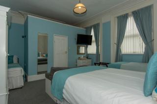 Ambassador Guest House - 9