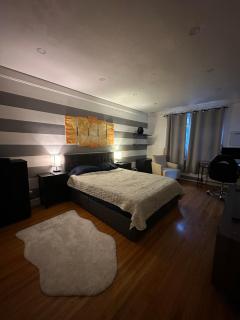 2 Large Bedrooms In Rego Park - 4