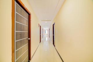 Hotel O White Ridge - Surūrnagar - 8