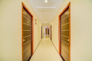 Hotel O White Ridge - Surūrnagar - 6