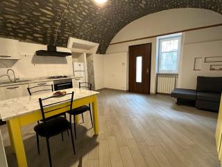 La casa nel borgo - Terrarossa - 9