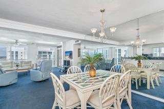 1116 - Shoreline Towers Beach Side 3 Bedroom Condo - Destin - 5