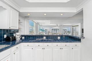 1116 - Shoreline Towers Beach Side 3 Bedroom Condo - Destin - 3