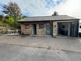 Millstone Stables Cottage - Chinley - 5